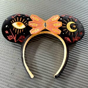 2023 Disney Parks Hocus Pocus Sanderson Sisters Evil Eye Ears Headband